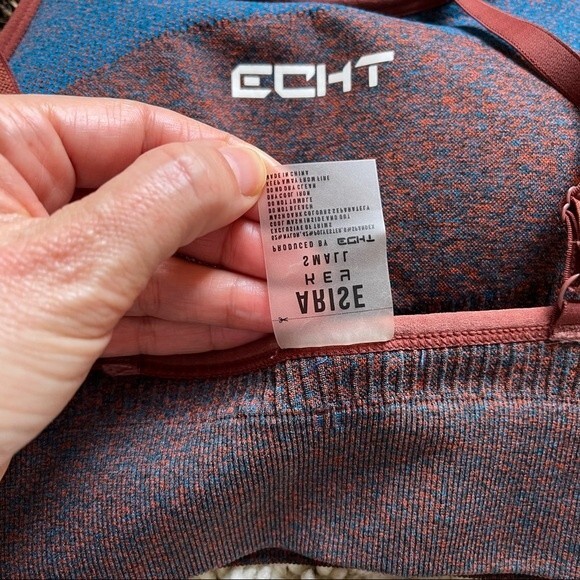 Echt Arise Key Sportsbra in Maple Leaf Small NWOT - Picture 8 of 8